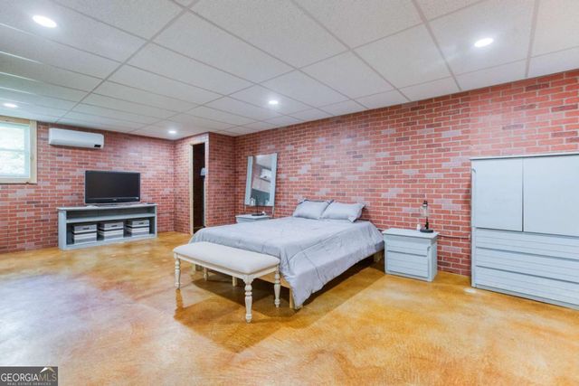 2334 FISHER Drive, Loganville, GA 30052