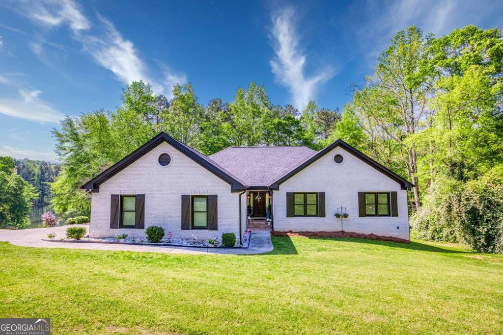 2334 FISHER Drive, Loganville, GA 30052