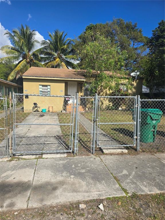 143 NW 69th St 3, Miami, FL 33150