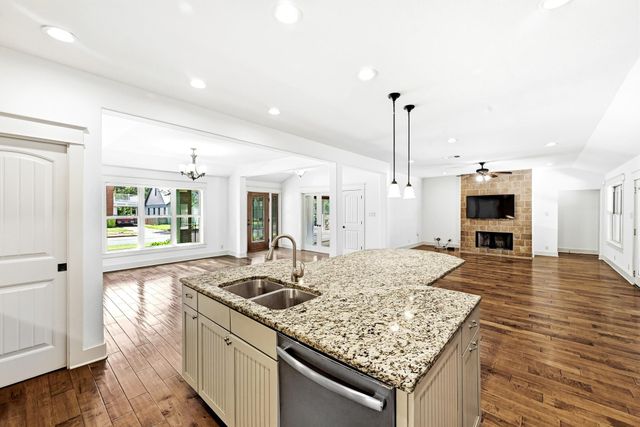 3804 Avenue G, Austin, TX 78751
