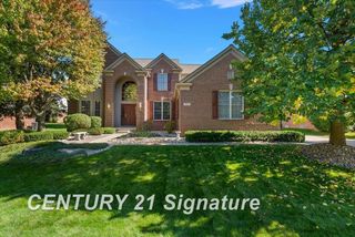 966 Hollow Corners Court, Rochester, MI 48307