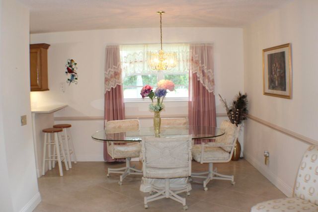 8 Lake Vista Trl Apt 201, Port St Lucie, FL 34952