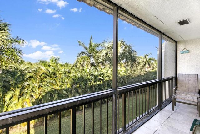 2550 Presidential Way 301, West Palm Beach, FL 33401