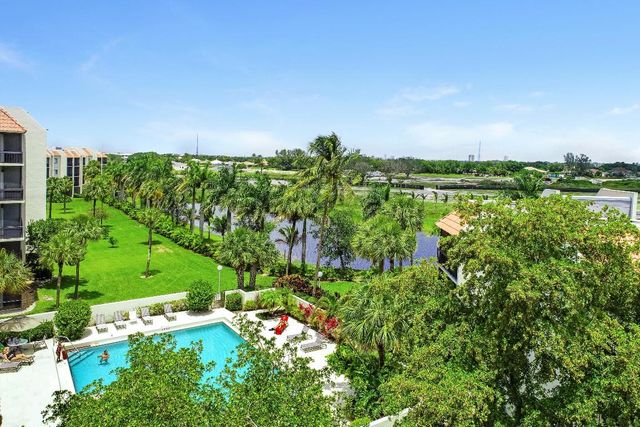 2550 Presidential Way 301, West Palm Beach, FL 33401