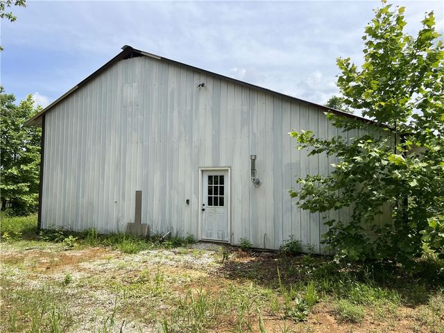 263 NC 3951, Marble Falls, AR 72648