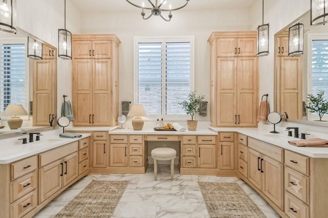 208 N Opulent Drive, Montgomery, TX 77316