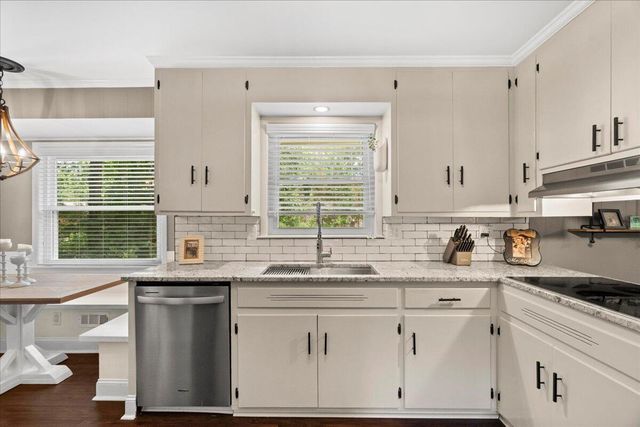 1303 Sherwood Drive, Dalton, GA 30720