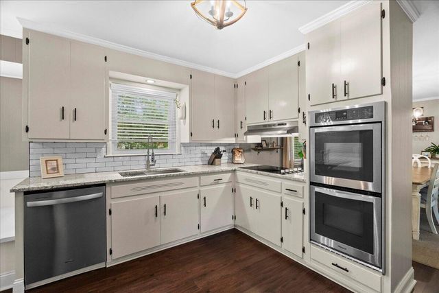 1303 Sherwood Drive, Dalton, GA 30720