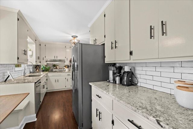 1303 Sherwood Drive, Dalton, GA 30720
