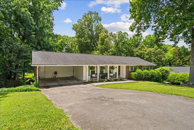 1303 Sherwood Drive, Dalton, GA 30720