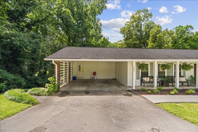 1303 Sherwood Drive, Dalton, GA 30720