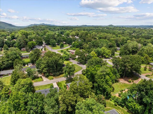 1303 Sherwood Drive, Dalton, GA 30720