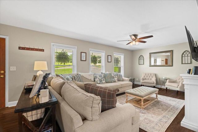 1303 Sherwood Drive, Dalton, GA 30720