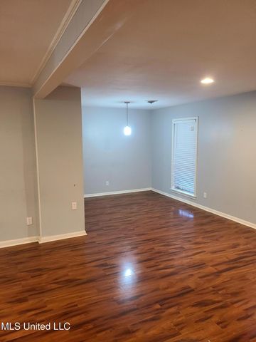 5225 Sunnyvale Drive, Jackson, MS 39211