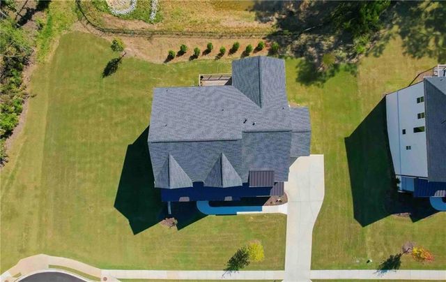 514 Cedar Crest Circle, Woodstock, GA 30188