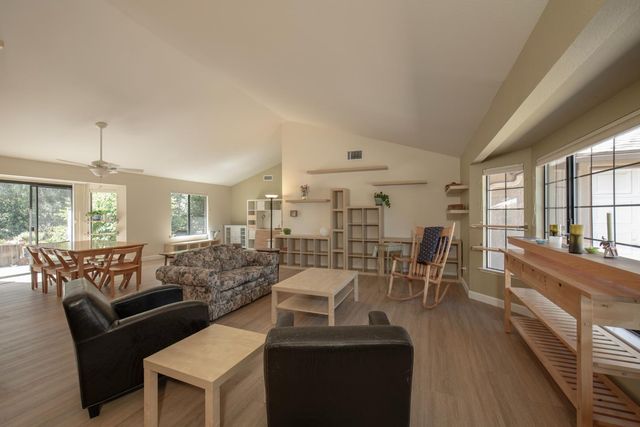42404 John Muir Drive, Coarsegold, CA 93614