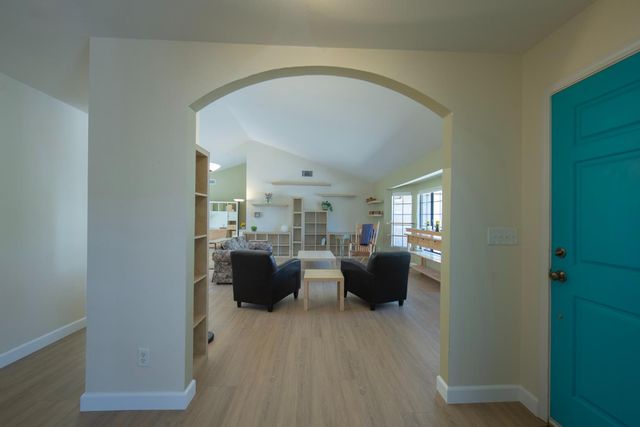 42404 John Muir Drive, Coarsegold, CA 93614