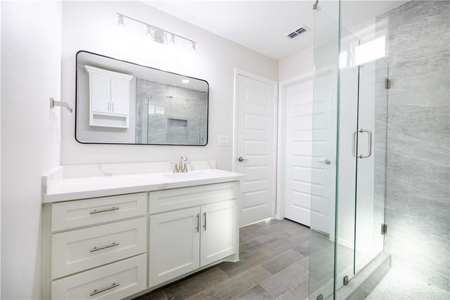 1109 N Altuve Drive, Edinburg, TX 78541