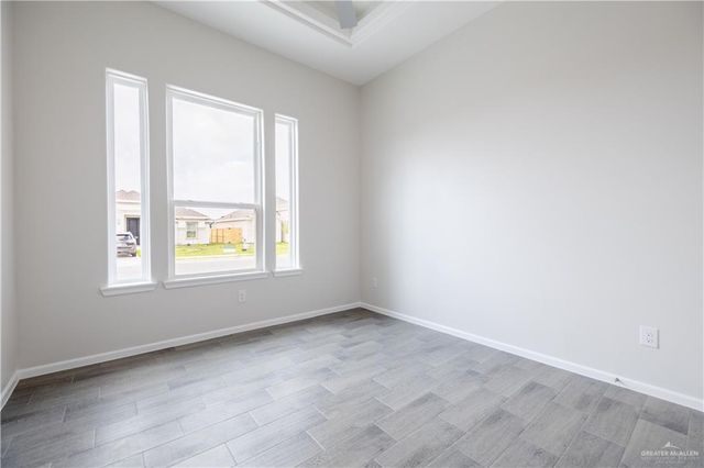 1109 N Altuve Drive, Edinburg, TX 78541