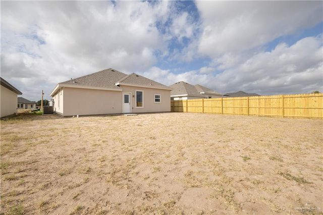 1109 N Altuve Drive, Edinburg, TX 78541