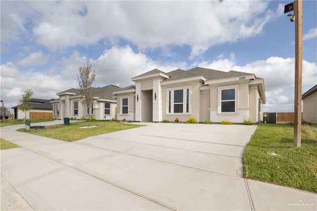 1109 N Altuve Drive, Edinburg, TX 78541