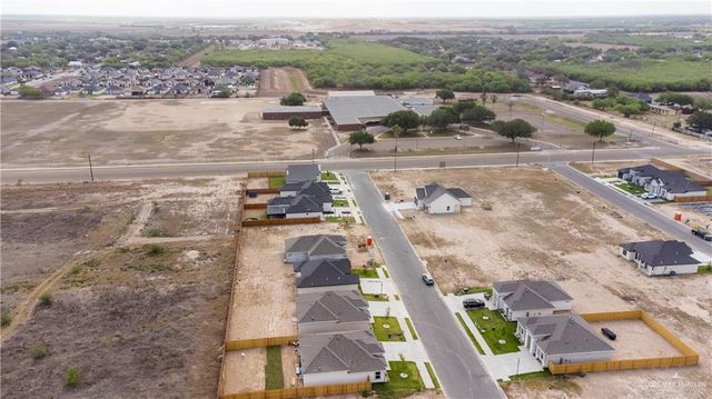 1109 N Altuve Drive, Edinburg, TX 78541