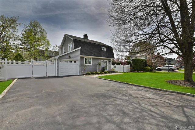 88 Webster Street, Westbury, NY 11590