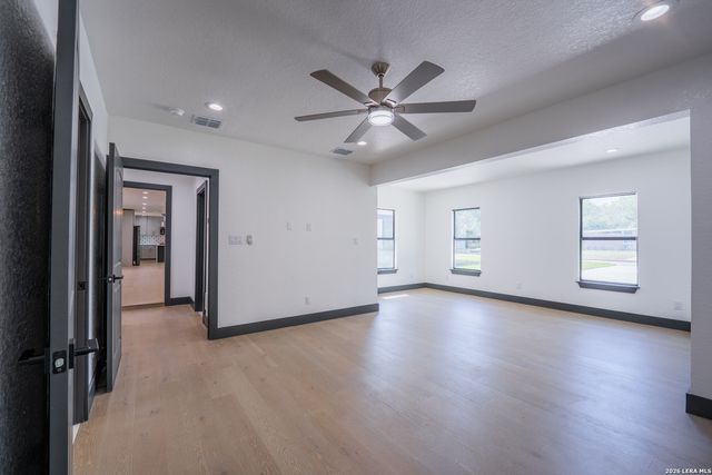 427 Laramie, San Antonio, TX 78209