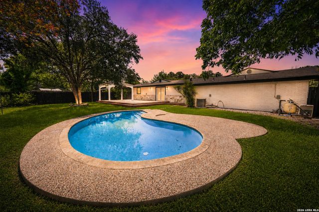 427 Laramie, San Antonio, TX 78209