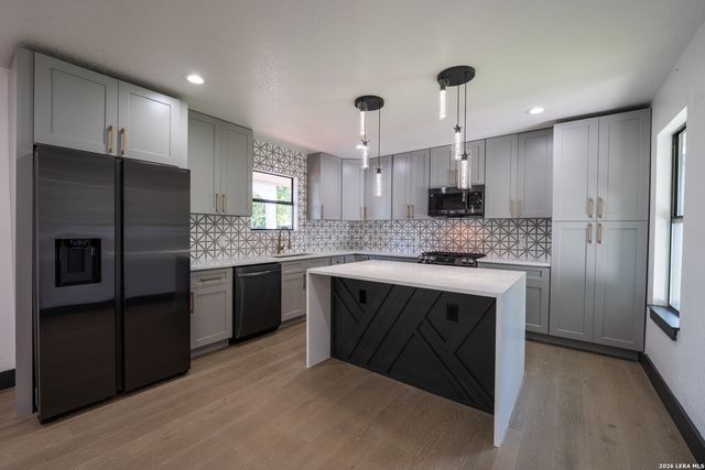 427 Laramie, San Antonio, TX 78209