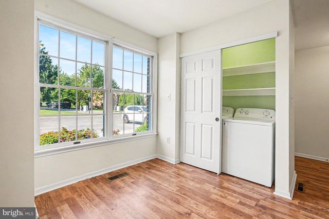 4119 NANTUCKET DR, Mechanicsburg, PA 17050