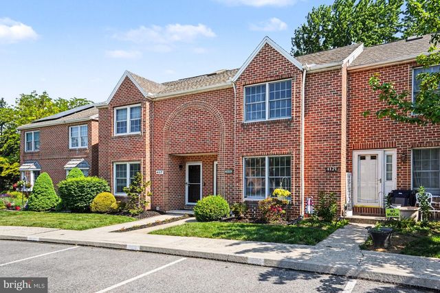 4119 NANTUCKET DR, Mechanicsburg, PA 17050
