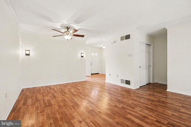 4119 NANTUCKET DR, Mechanicsburg, PA 17050