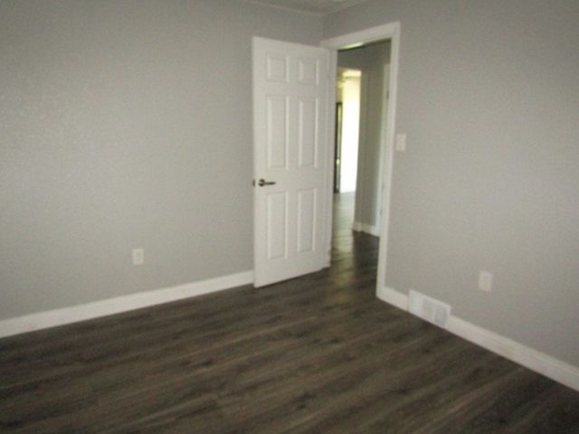 5560 Clarene Dr, Bethel Park, PA 15102