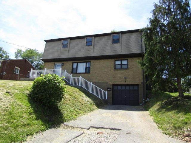 5560 Clarene Dr, Bethel Park, PA 15102