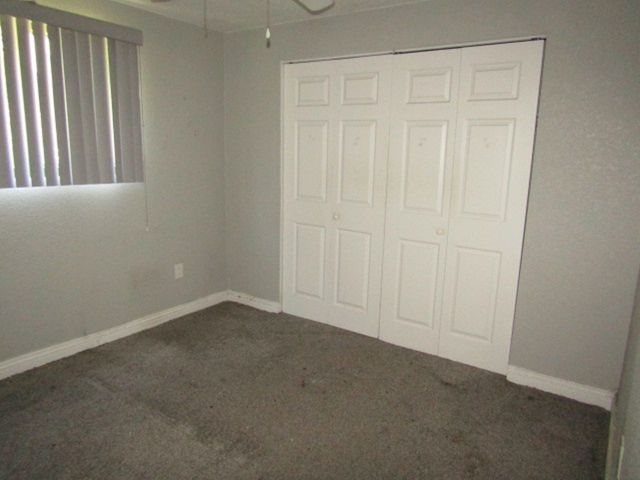 5560 Clarene Dr, Bethel Park, PA 15102