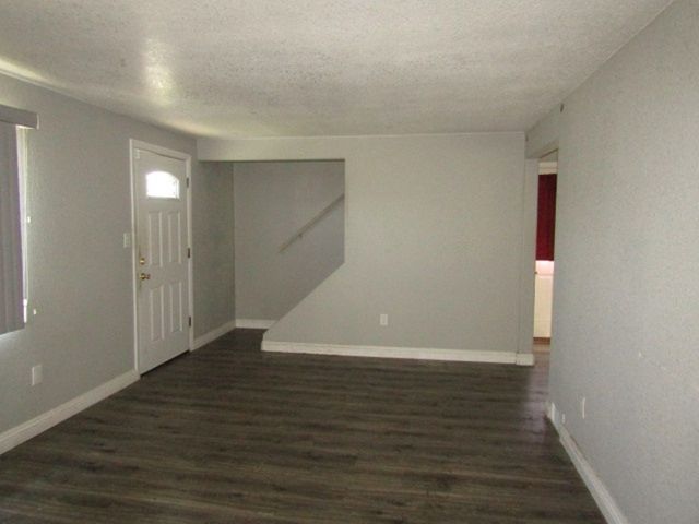 5560 Clarene Dr, Bethel Park, PA 15102