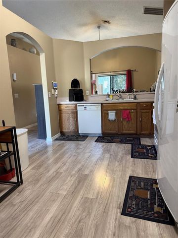 300 HERITAGE ESTATES LANE, Deland, FL 32720