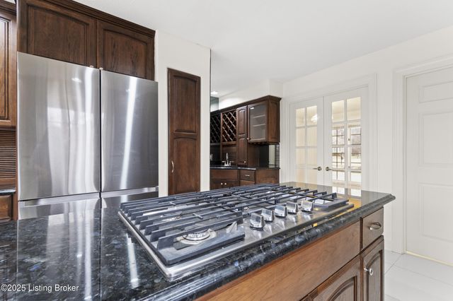 10308 Colonel Hancock Dr, Louisville, KY 40291