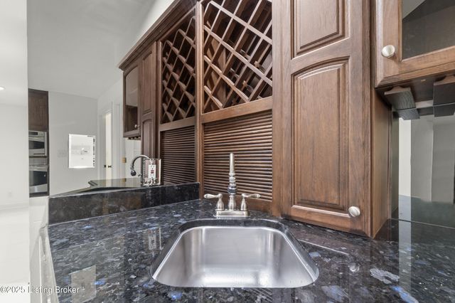 10308 Colonel Hancock Dr, Louisville, KY 40291