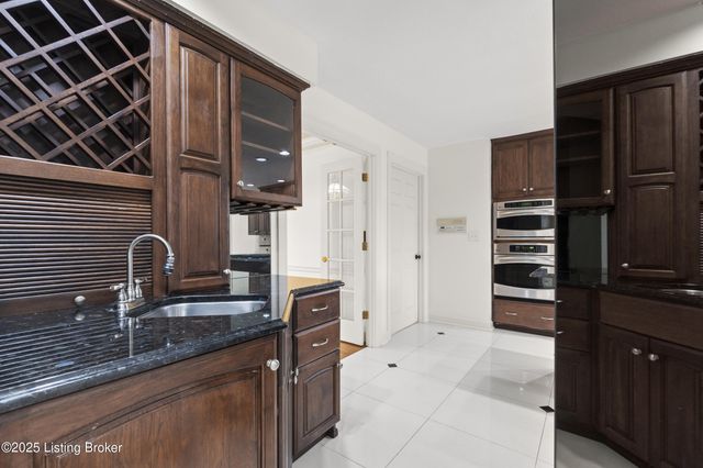 10308 Colonel Hancock Dr, Louisville, KY 40291