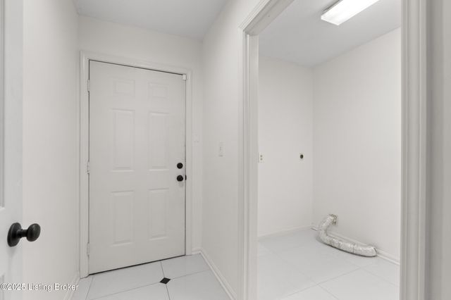 10308 Colonel Hancock Dr, Louisville, KY 40291