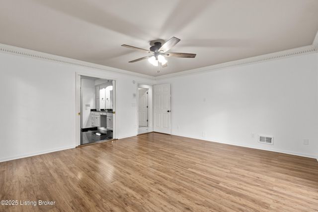 10308 Colonel Hancock Dr, Louisville, KY 40291