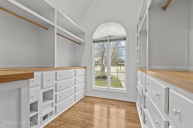 10308 Colonel Hancock Dr, Louisville, KY 40291