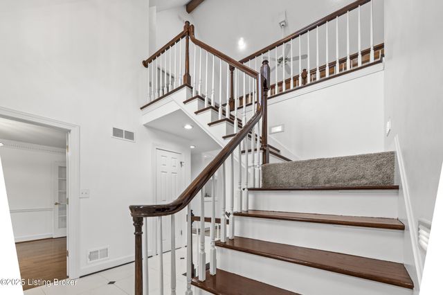 10308 Colonel Hancock Dr, Louisville, KY 40291