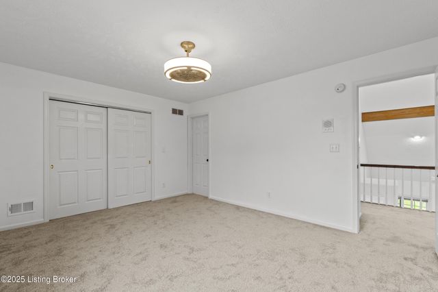 10308 Colonel Hancock Dr, Louisville, KY 40291