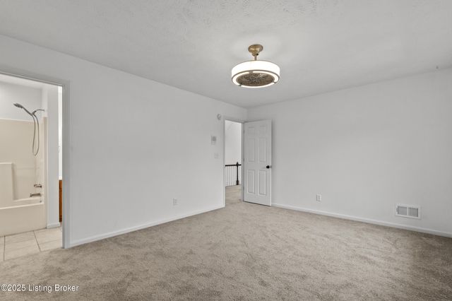 10308 Colonel Hancock Dr, Louisville, KY 40291