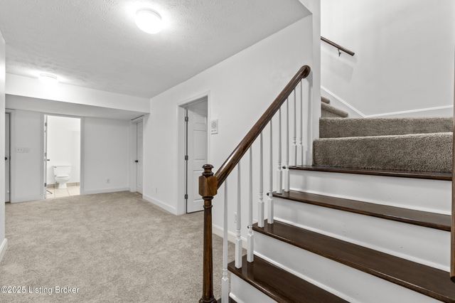 10308 Colonel Hancock Dr, Louisville, KY 40291