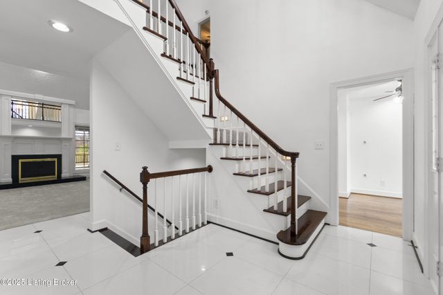 10308 Colonel Hancock Dr, Louisville, KY 40291