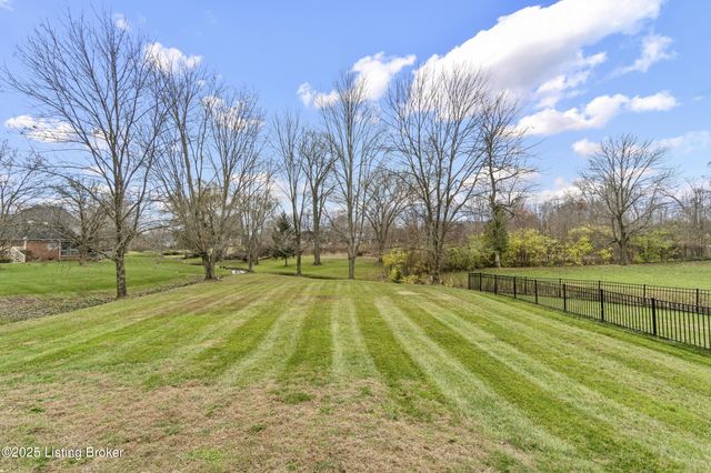 10308 Colonel Hancock Dr, Louisville, KY 40291